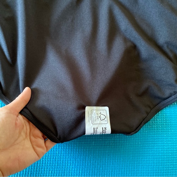 NEW Terra & Sky Women's Black Solid Highwaist Swimsuit Bottom Plus SZ 5X 32W-34W - Picture 13 of 16